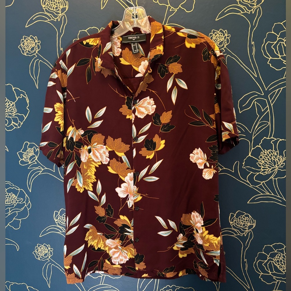 FOREVER 21 Men’s RAYON maroon HAWAIIAN SHIRT size medium